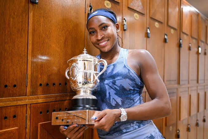 SONMEZ vs GAUFF
